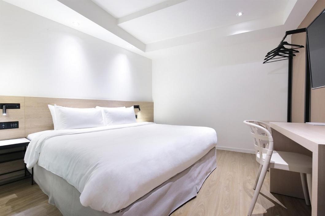 Keebe Hotel Keelung Dış mekan fotoğraf